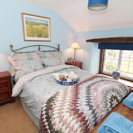 Buttercup Cottage Касълтън Екстериор снимка